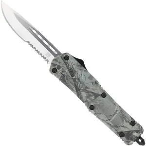 Medium FS-3 Winter Digital Camo Drop Serrated