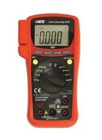 Self Calibrating True RMS DMM