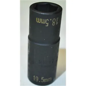 Grey Pneumatic 1/2" Dr. 18.5mm x 19.5mm Damaged Lug Socket