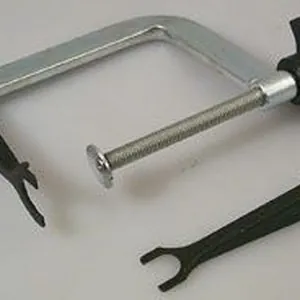 Small Engine Valve Spring Compressor