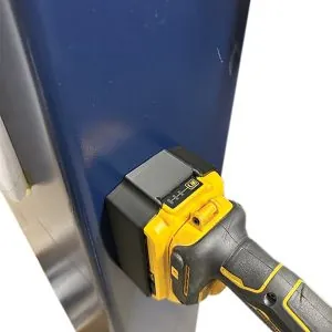 STS Dewalt DCB205 HOLDER
