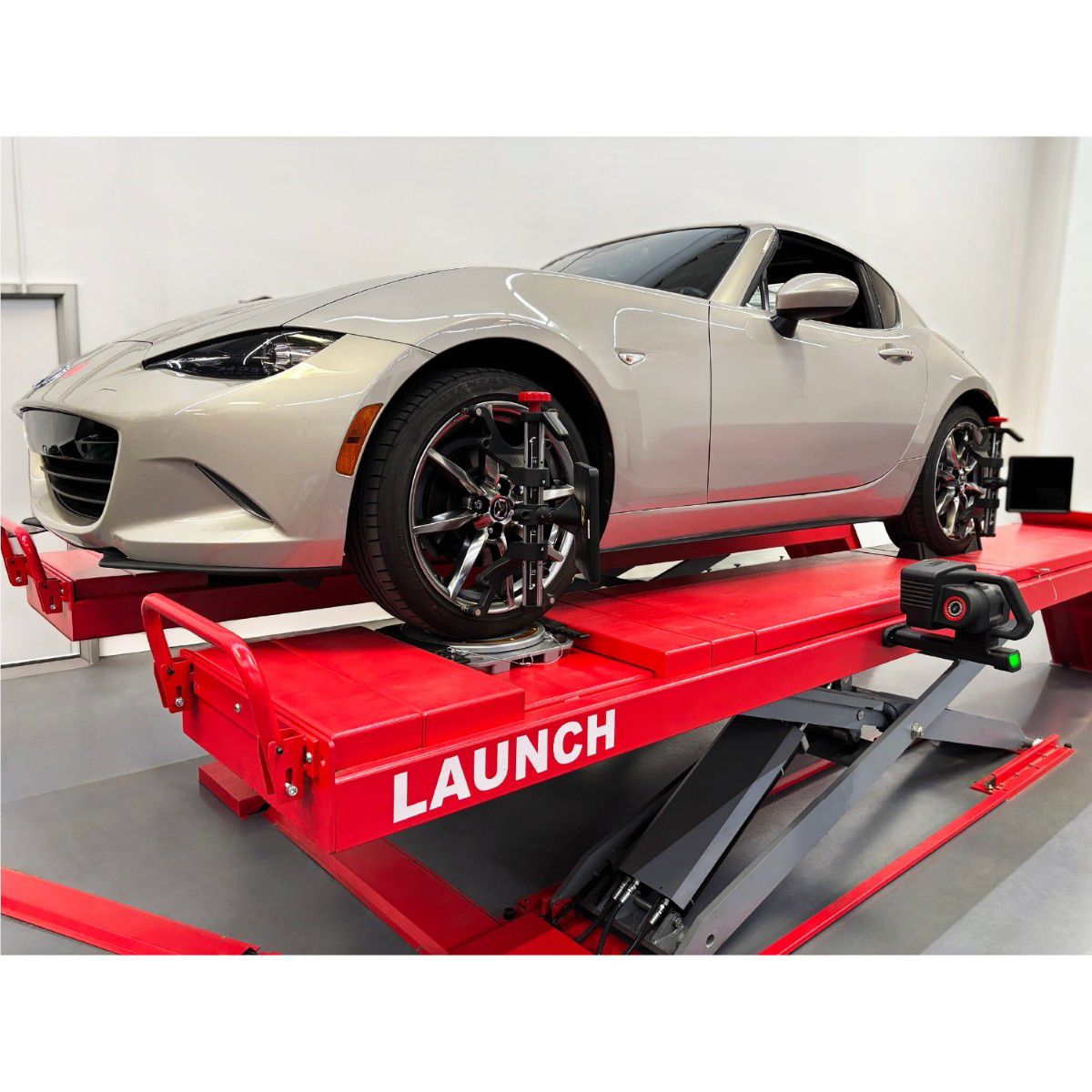 Launch Tech USA X-613 Advanced Wheel Aligner (No Tablet)